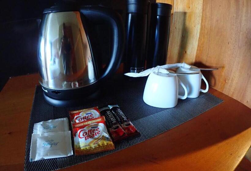 اتاق استاندارد با تخت بزرگ, Roman Empire Panglao Boutique Resort