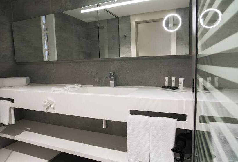 اتاق سوپریور, The Legacy Luxury Hotel, Algiers