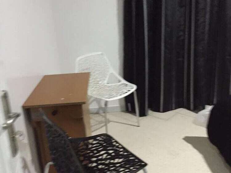 اتاق استاندارد, Le Calife