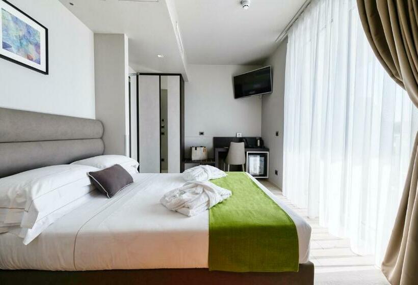 Номер Базовый Двуспальная Кровать, Vision