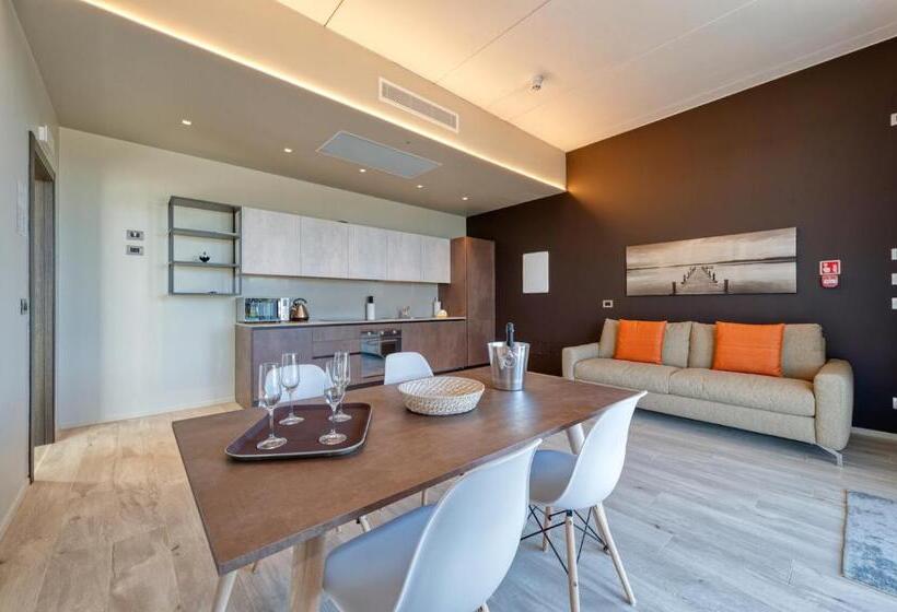 Апартаменты Deluxe 1 Спальня, Vision