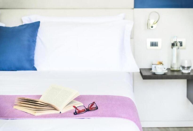 Полулюкс Вид на Озеро, Vision