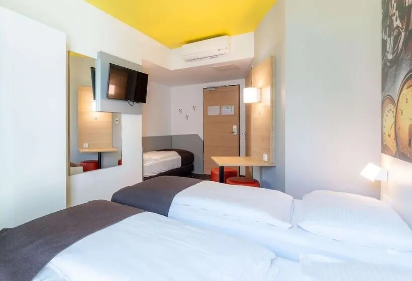 スタンダードトリプルルーム, B&b Hotel Stuttgart Zuffenhausen