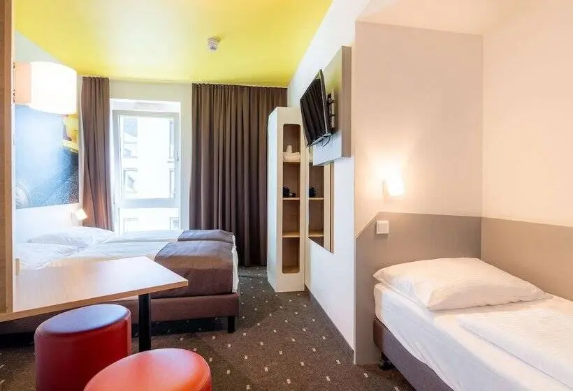 スタンダードトリプルルーム, B&b Hotel Stuttgart Zuffenhausen