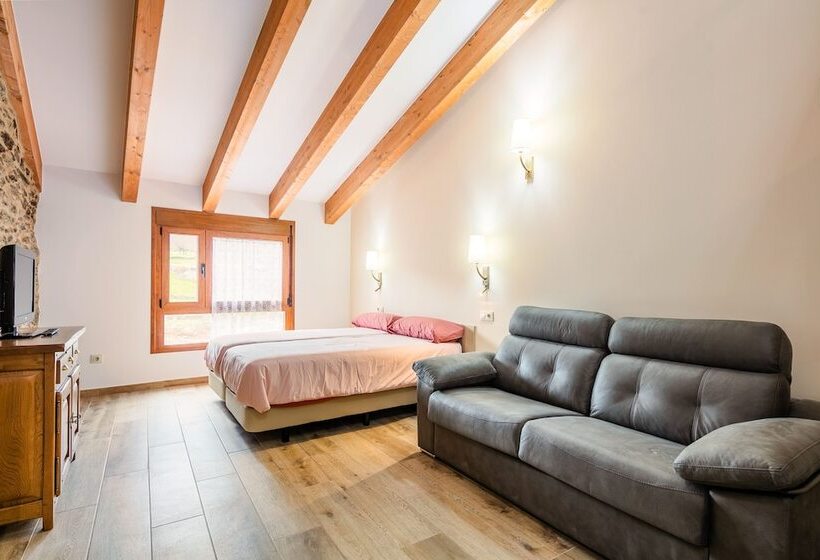 جناح عائلي, O Trancallo