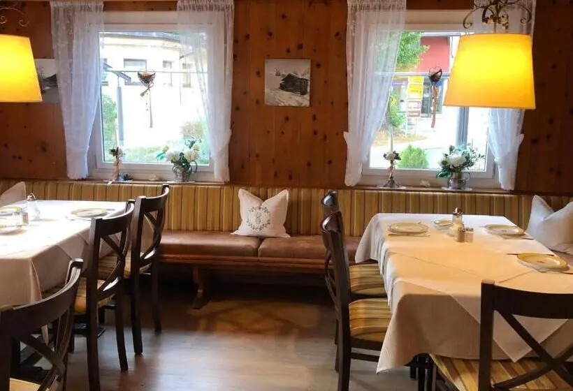 Comfort-huone, Alpenrose Gut Schlafen & Frühstücken