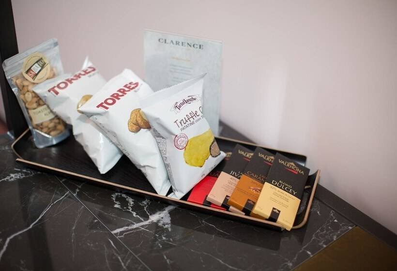 디럭스 룸, Clarence Boutique