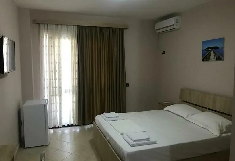 バルコニー付きデラックスルーム, Villa Aljor