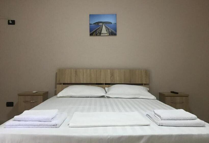 חדר דלוקס עם מרפסת, Villa Aljor