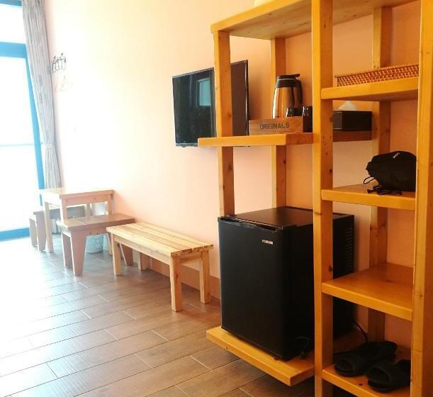 اتاق استاندارد چهار تخته, Love Ocean & Happy Bay Homestay