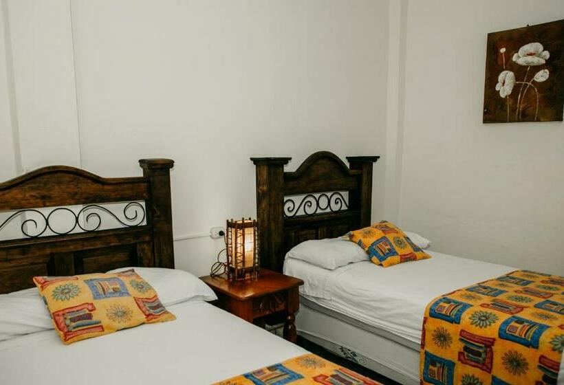 اتاق استاندارد, Tropical Inn Poptún
