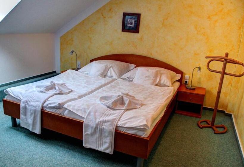 اتاق استاندارد, Birdie Pension & Wellness