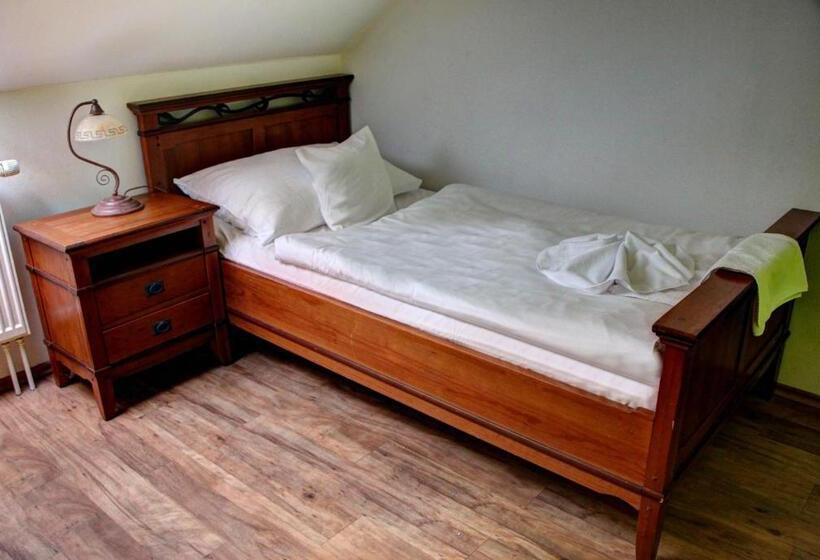 سوییت خانوادگی, Birdie Pension & Wellness