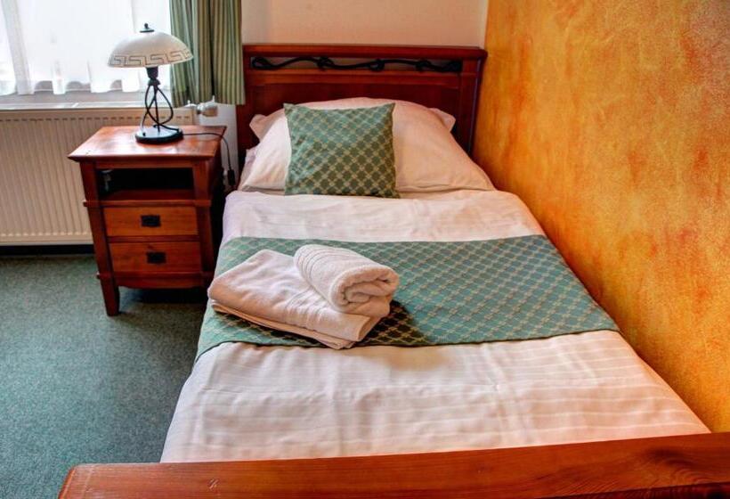 اتاق استاندارد برای معلولان, Birdie Pension & Wellness