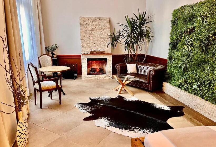 سوئیت با تخت بزرگ, Birdie Pension & Wellness