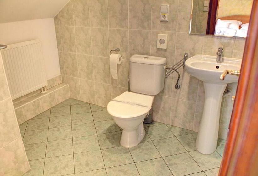 غرفة قياسية مطلّة علي الحديقة, Birdie Pension & Wellness