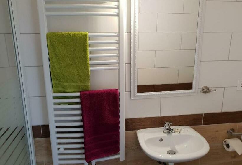 Номер Стандарт, Berg