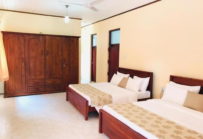 Семейный Номер, Siluni S Villa