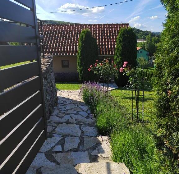 آپارتمان 1 خوابه, Garden 022