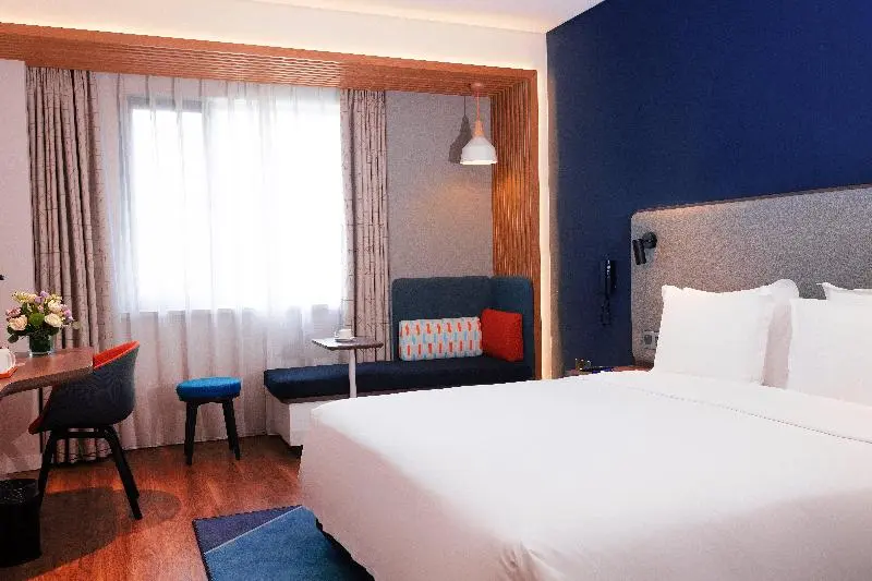 キングサイズベッドのスタンダードルーム, Holiday Inn Express Tianshui City Center, An Ihg