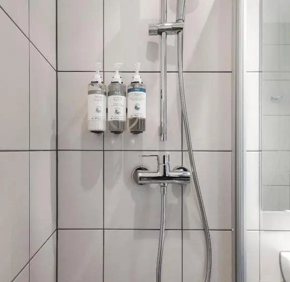استودیوی استاندارد, Numa I Viktoria Apartments