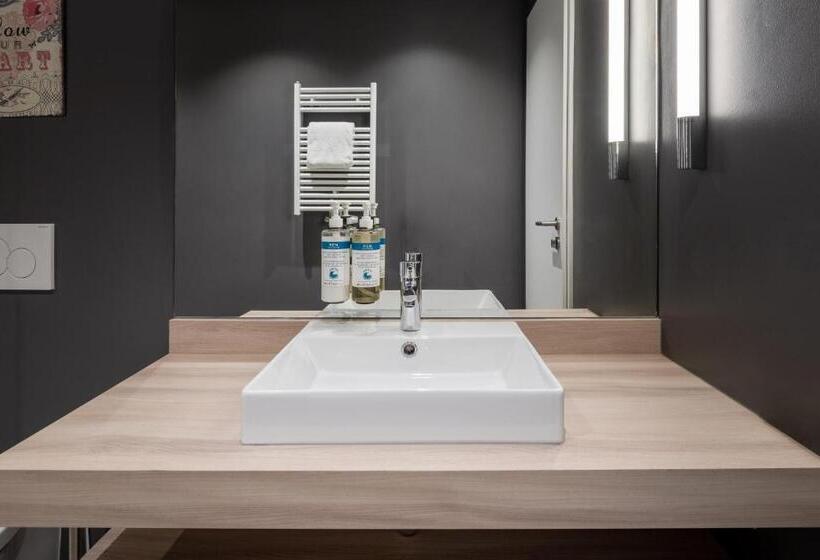 デラックススイート, Numa I Stark Rooms & Apartments