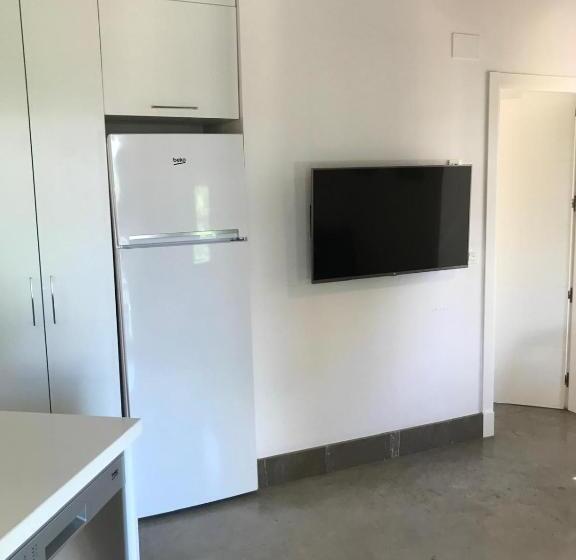 آپارتمان لوکس 1 خوابه, Urban House Siurot 33