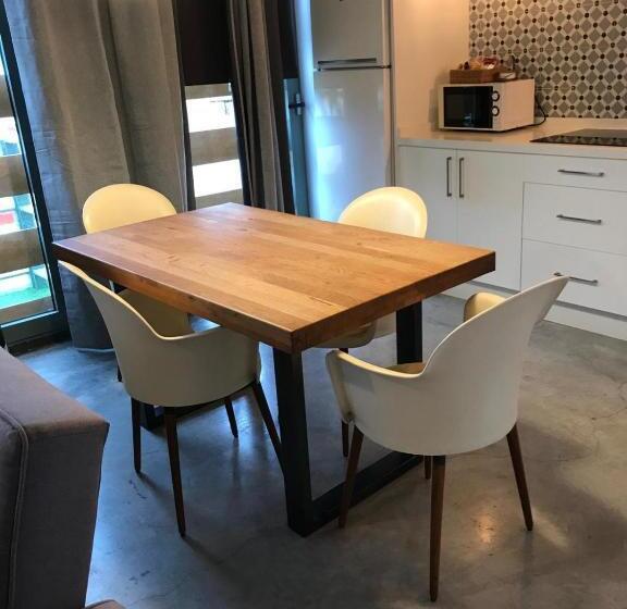 استودیوی استاندارد, Urban House Siurot 33