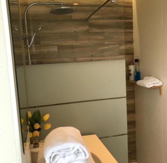 آپارتمان لوکس 1 خوابه, Urban House Siurot 33