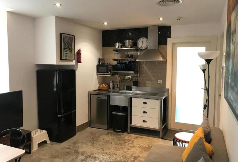 آپارتمان 1 خوابه, Urban House Siurot 33