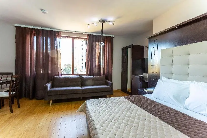 استودیوی استاندارد, Cityhome Apart