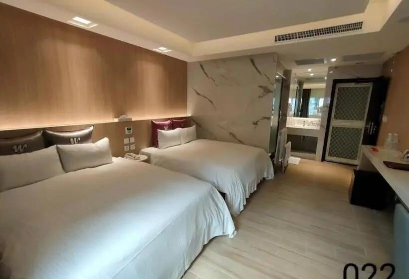 اتاق استاندارد چهار تخته, Wunsin Motel