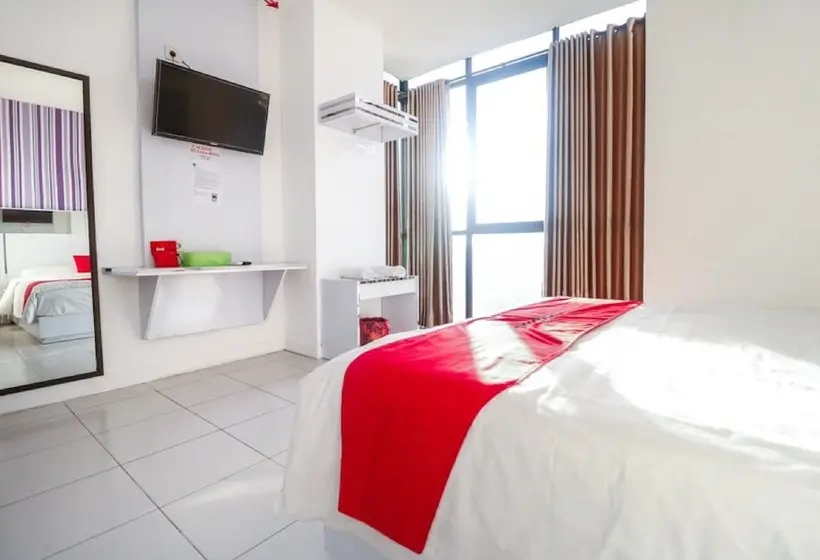 エコノミールーム, Reddoorz Near Terminal Batu Ampar