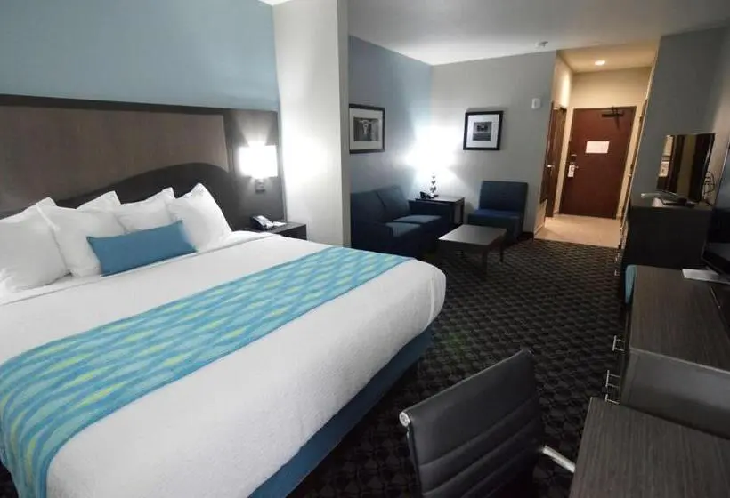 キングサイズベッドのスイートルーム, Best Western Plus Waller