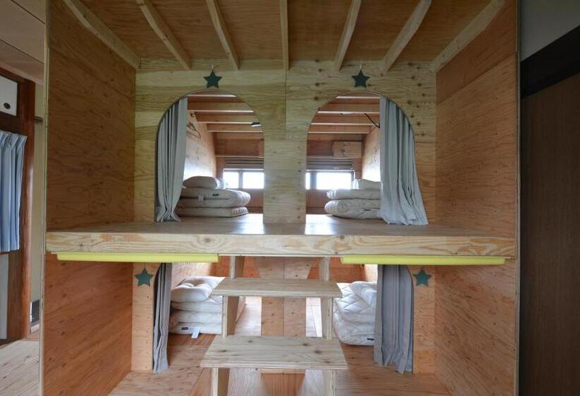 חדר סטנדרט לארבעה, Guest House Gamigami