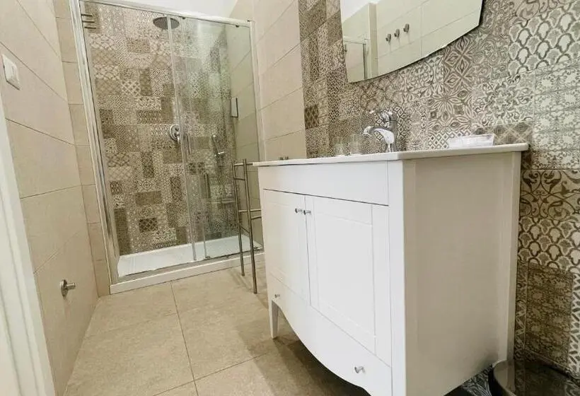 اتاق لوکس, Domus Bianca Lancia