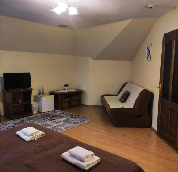 4인용 스탠다드 룸, Delfin