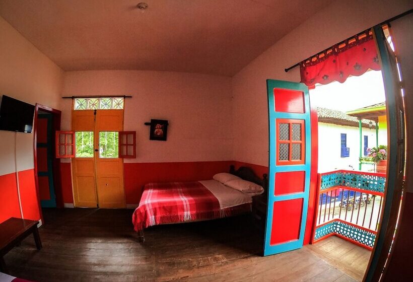 اتاق استاندارد سه نفره, Jardin Antioquia