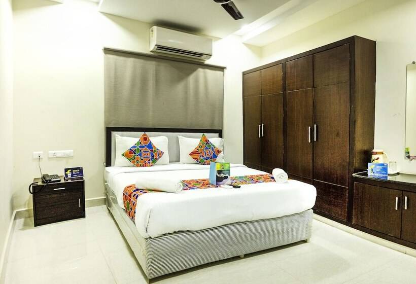 اتاق لوکس, Fabhotel Snehitha Inn