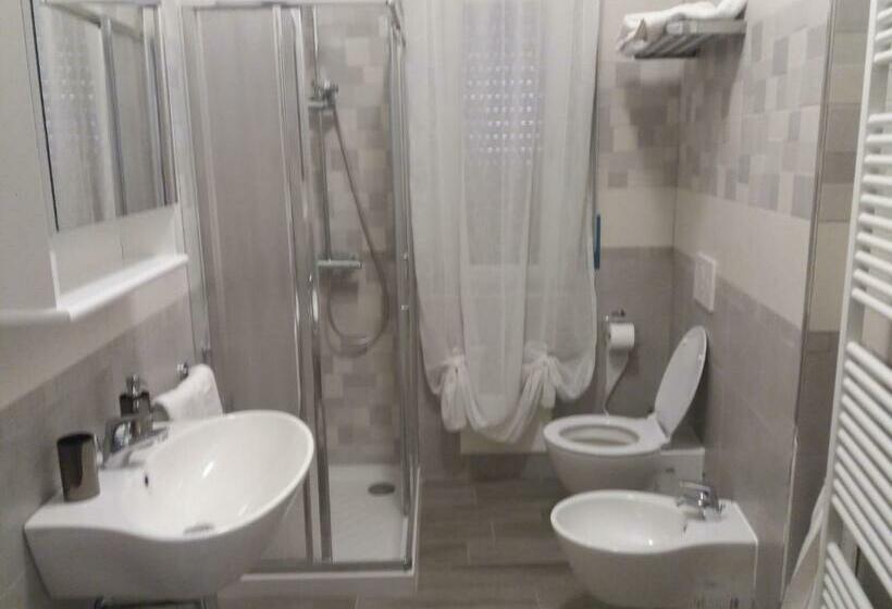 חדר משפחתי, Affittacamere Il Borgo