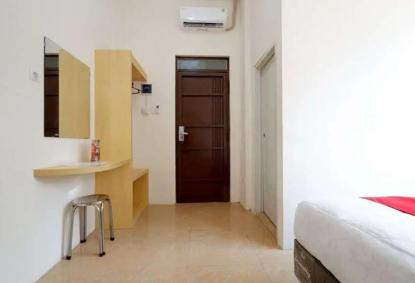 スタンダードルーム, Reddoorz Near Akademi Kepolisian Semarang
