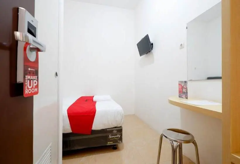 エコノミールーム, Reddoorz Near Akademi Kepolisian Semarang