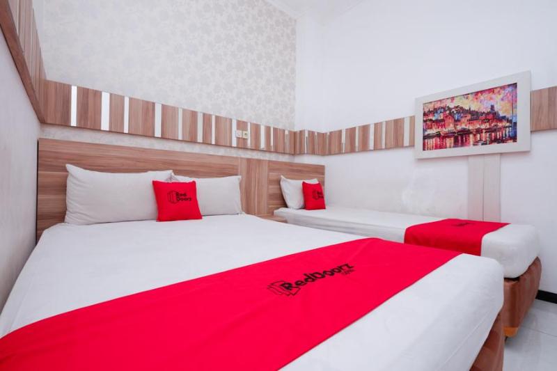 家庭间, Reddoorz Near Plaza Simpang Lima