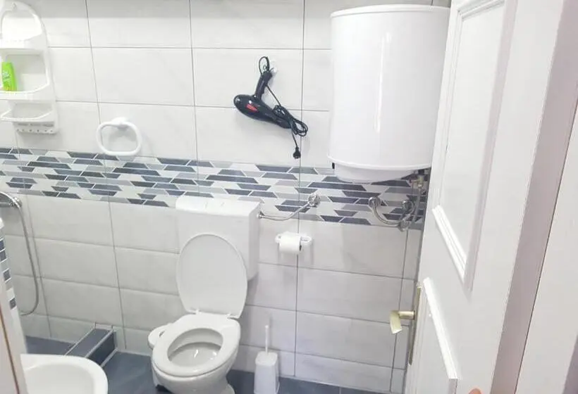 استودیو استاندارد با چشمانداز باغ, Apartment Elmari