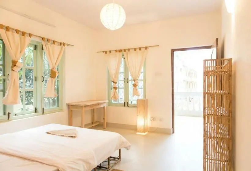 اتاق استاندارد با بالکن, Ananda Tree House Eco Homestay