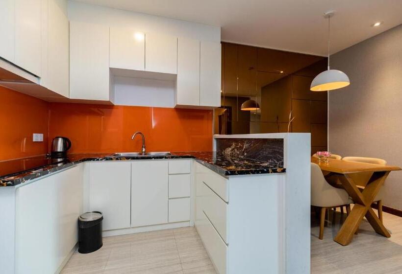 آپارتمان 2 خوابه, Dic Star Landmark