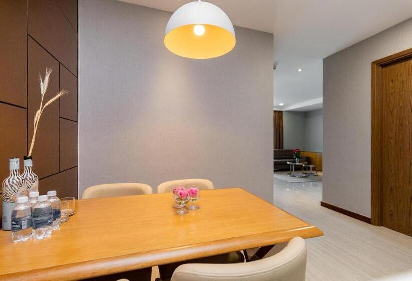 آپارتمان 2 خوابه, Dic Star Landmark