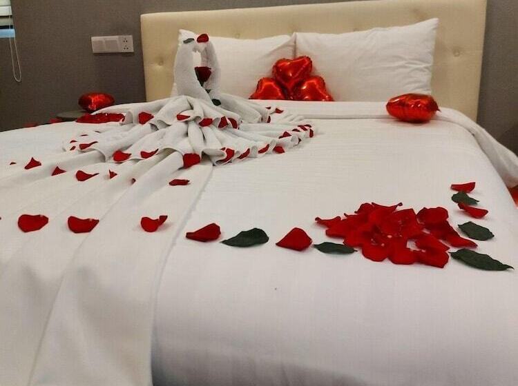 آپارتمان 1 خوابه, Dic Star Landmark