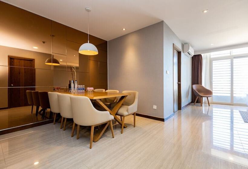 آپارتمان 3 خوابه, Dic Star Landmark