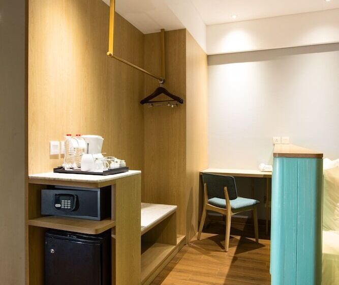 スイート, Santika Garut